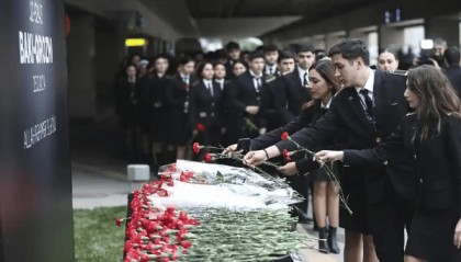 普京突遭当头一棒，俄罗斯后院“失火”！俄盟友突然翻脸，阿塞拜疆要出手了