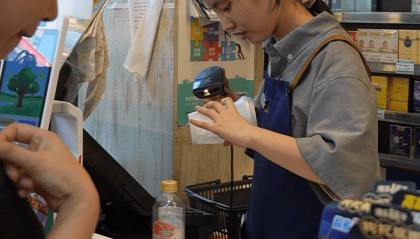 情绪劳动过载怎么破？湖南有公司放了“不开心假”