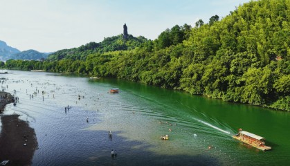 湖南新宁：崀山“沪”动点燃文旅新热潮