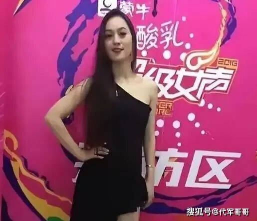 网红圈的残酷真相,在42岁唐艺身上展现得淋漓尽致,她经历了什么?