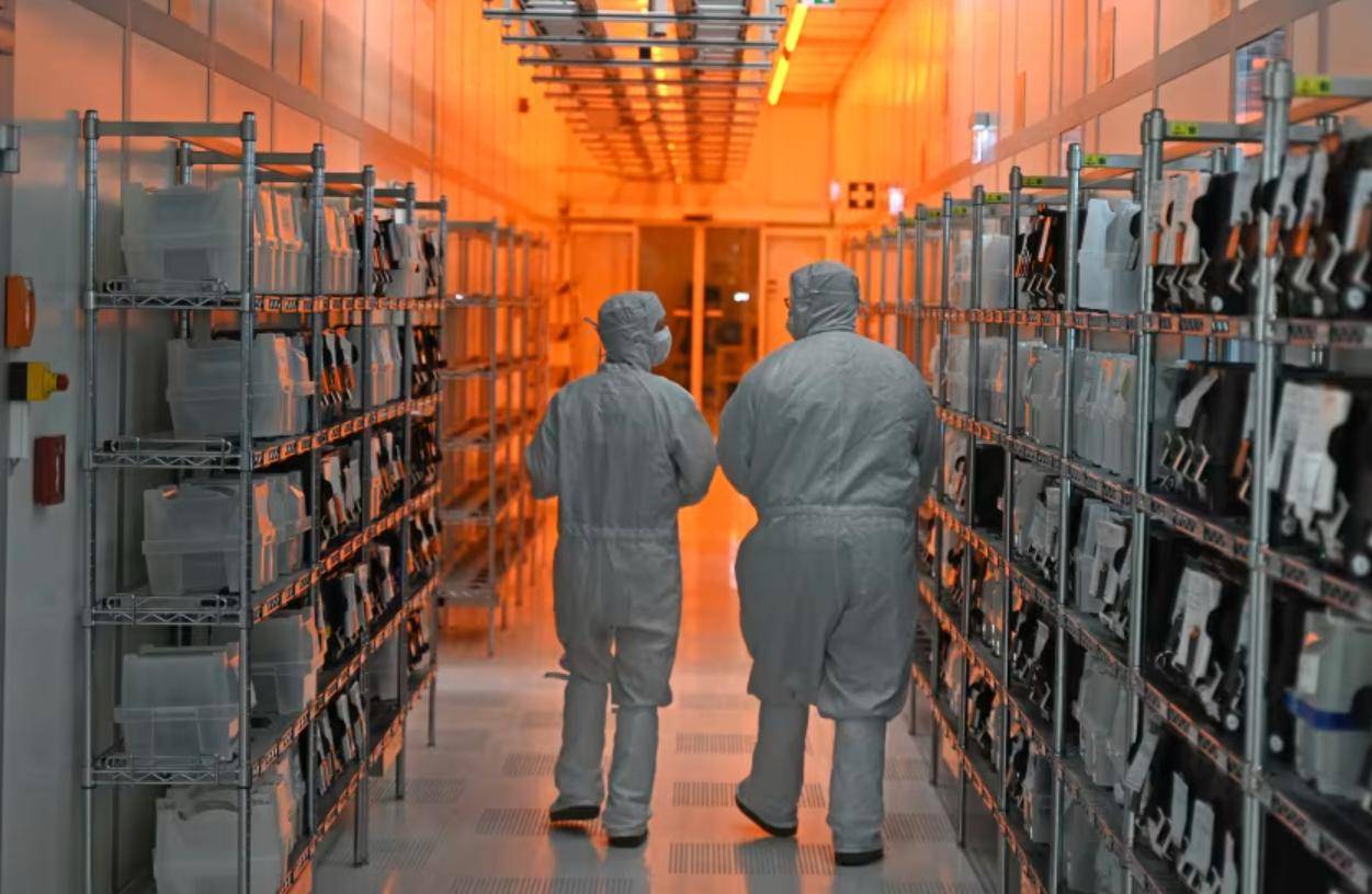 断供19天,中国恢复安世供货,不卖给国外,并且只收人民币